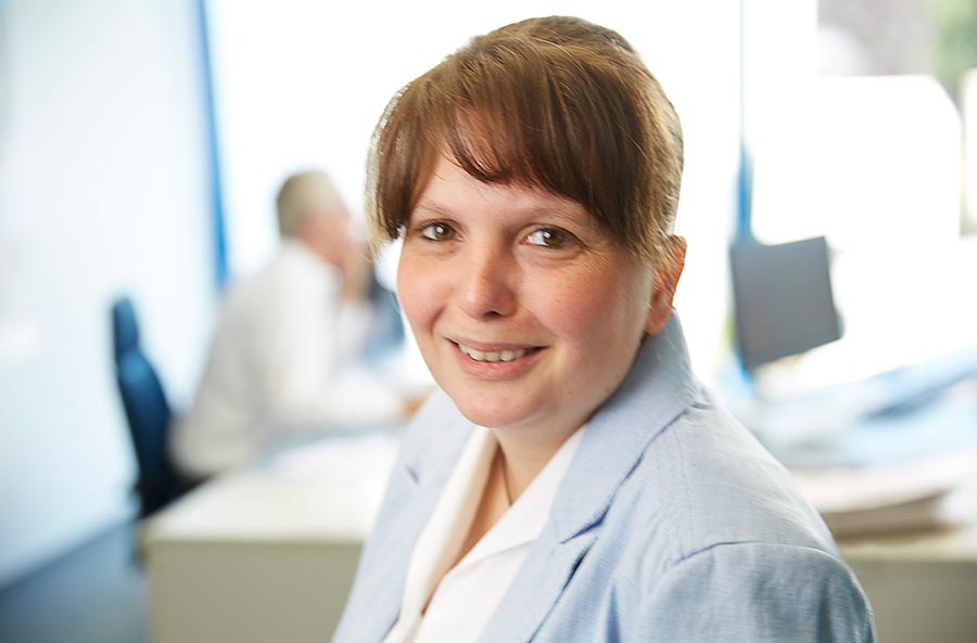 Bettina Mann, Zentrale